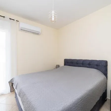 Apartament Thea Nea Iraklitsa